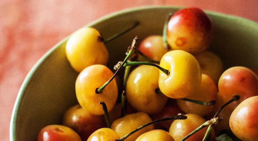 poached cherries