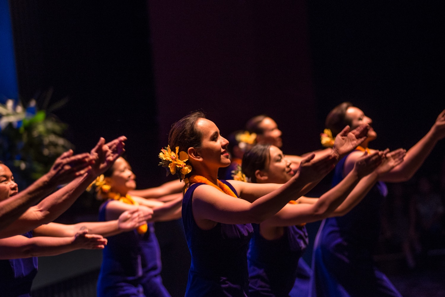 Dancers of Halau Hula Na Pua O Ka La'akea